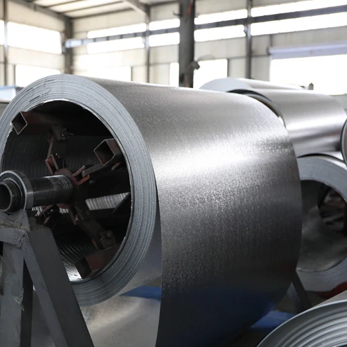 Grand rouleau de papier d'aluminium