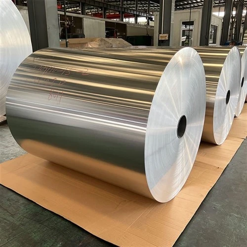 Grands rouleaux de papier d'aluminium GNEE